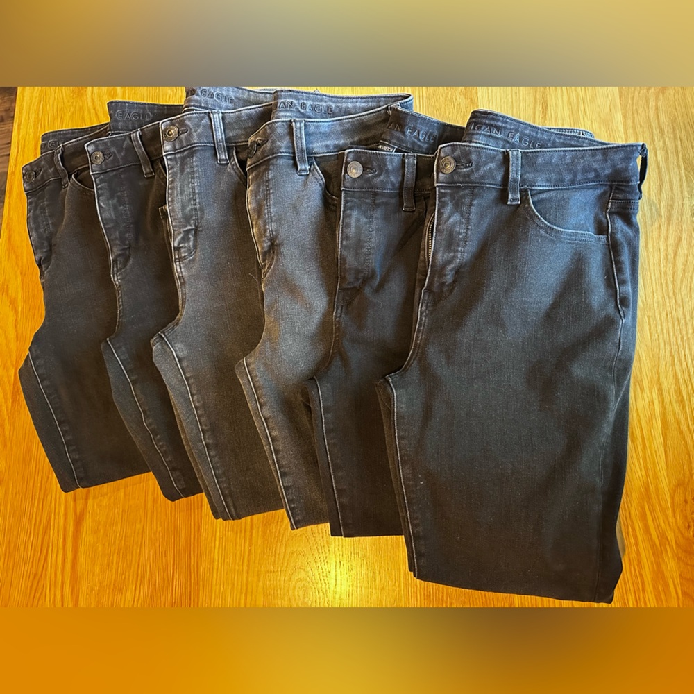 American Eagle Outfitters Dream High-Waisted Jegging